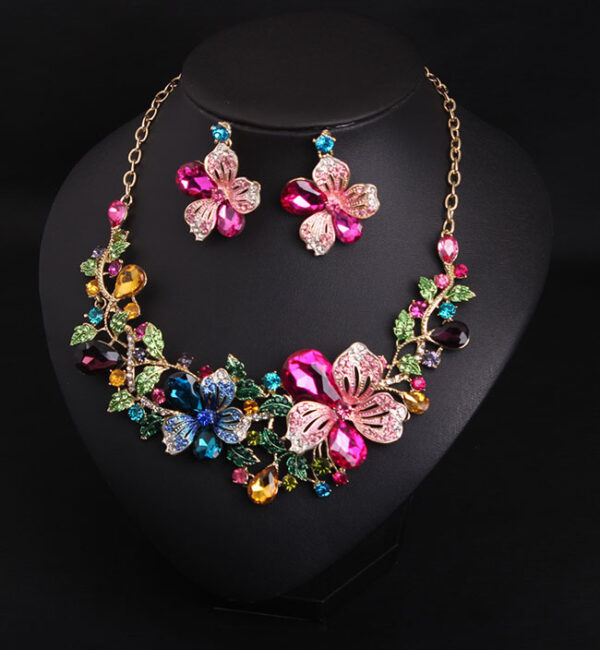 Europe and America luxury color flower crystal drill short clavicle Necklace Earrings Set women bride dinner dress ornaments - Image 3