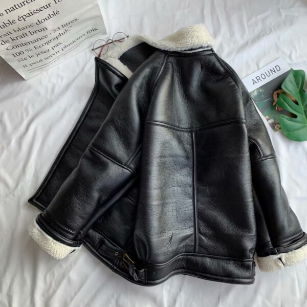 Motorcycle style lapel fur coat - Image 5