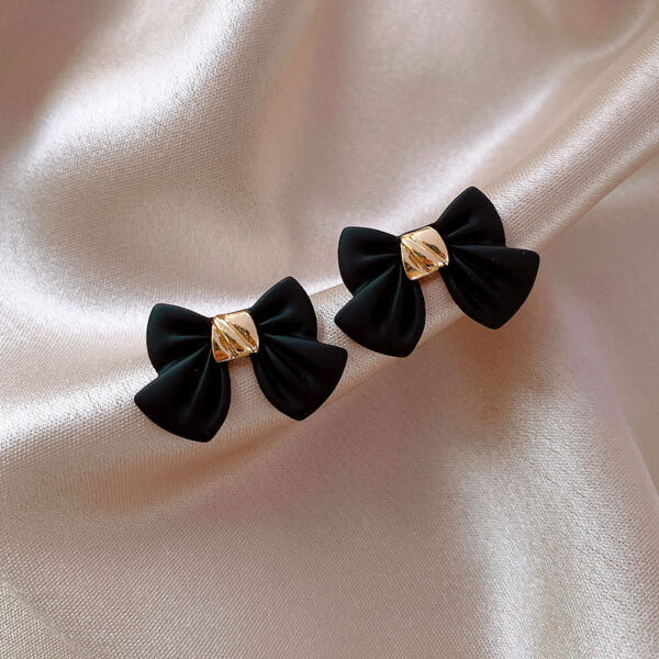 Japanese And Korean Style Sweet And Lovely Earrings - Image 3