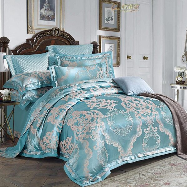 4-Piece Set Of European-Style Luxury Light Luxury Bedding - Image 2