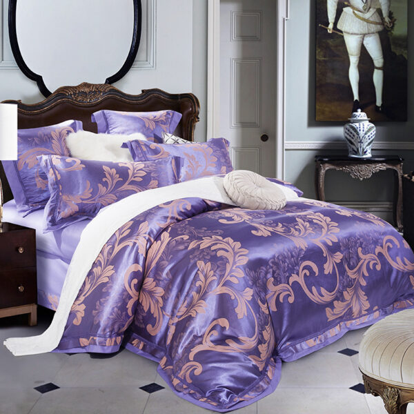 4-Piece Set Of European-Style Luxury Light Luxury Bedding - Image 3