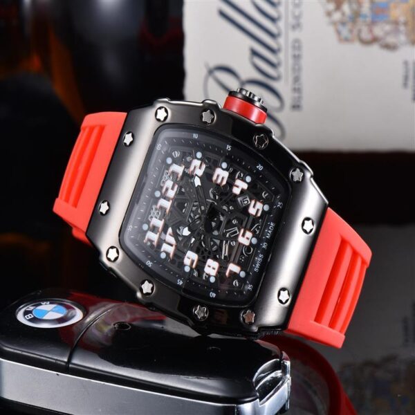 Stainless Steel Hot Selling Quartz Watch - Image 6