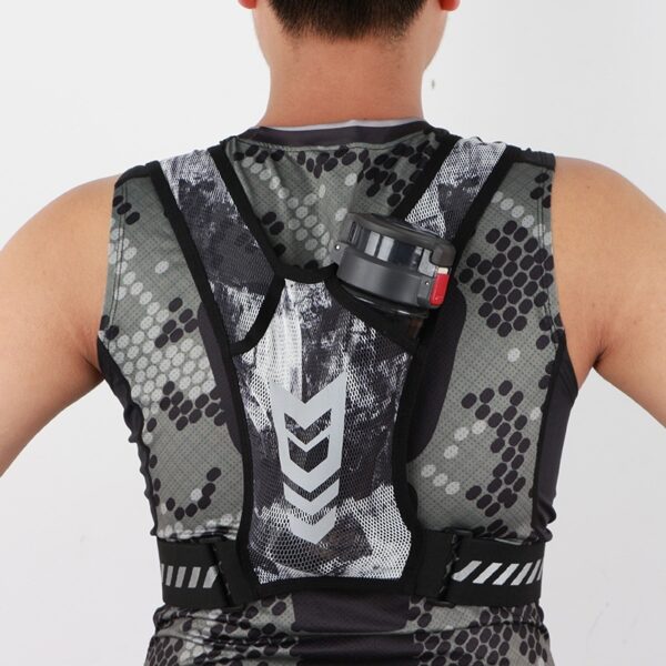 Breathable Large Capacity Outdoor Sports Men's And Women's Fashion Kettle Chest Bag - Image 8