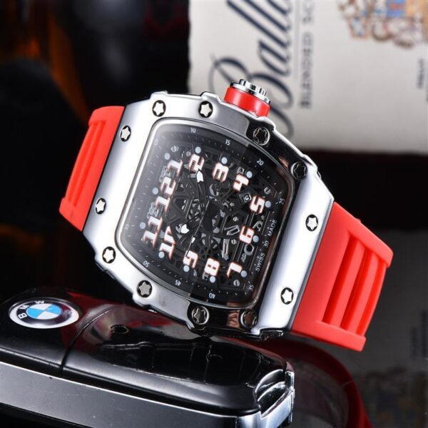 Stainless Steel Hot Selling Quartz Watch - Image 7