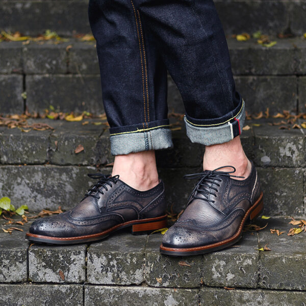 Carved British Vintage Distressed Business Casual Leather Shoes - Image 2